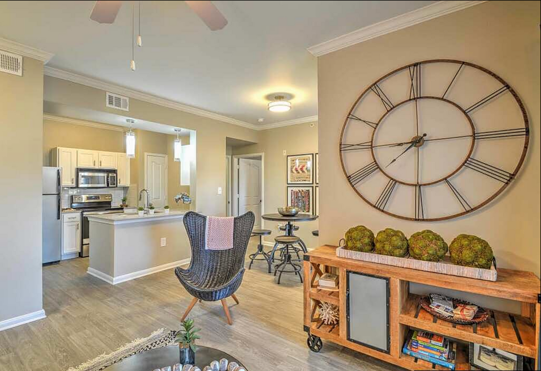 Western Center Blvd & Lou Menk Dr - Fort Worth