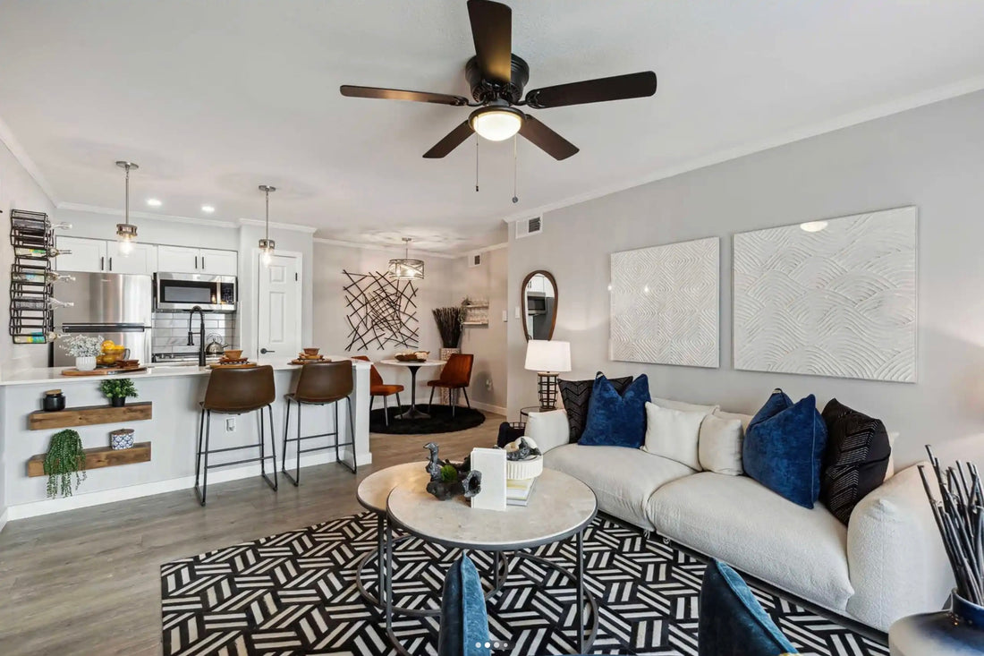 Regal Oaks Dr & Meadow Rd #1121